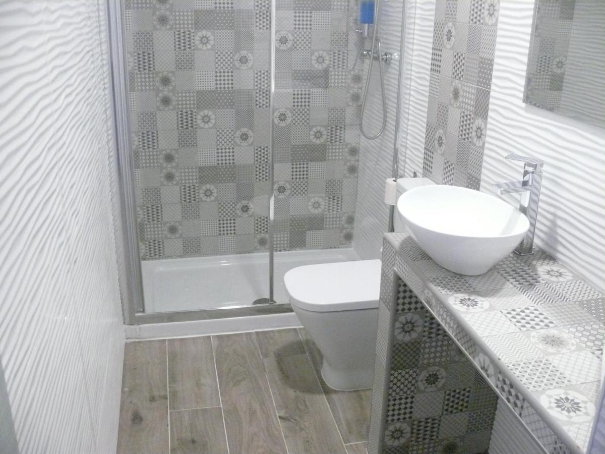 Hostal Letto Dal Mare Валенсия Экстерьер фото